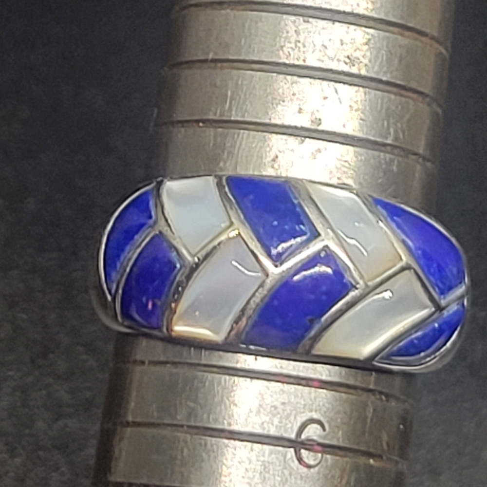 Elegant Blue Lapis and Mother Of Pearl In Sterling Silver Women's Ring
